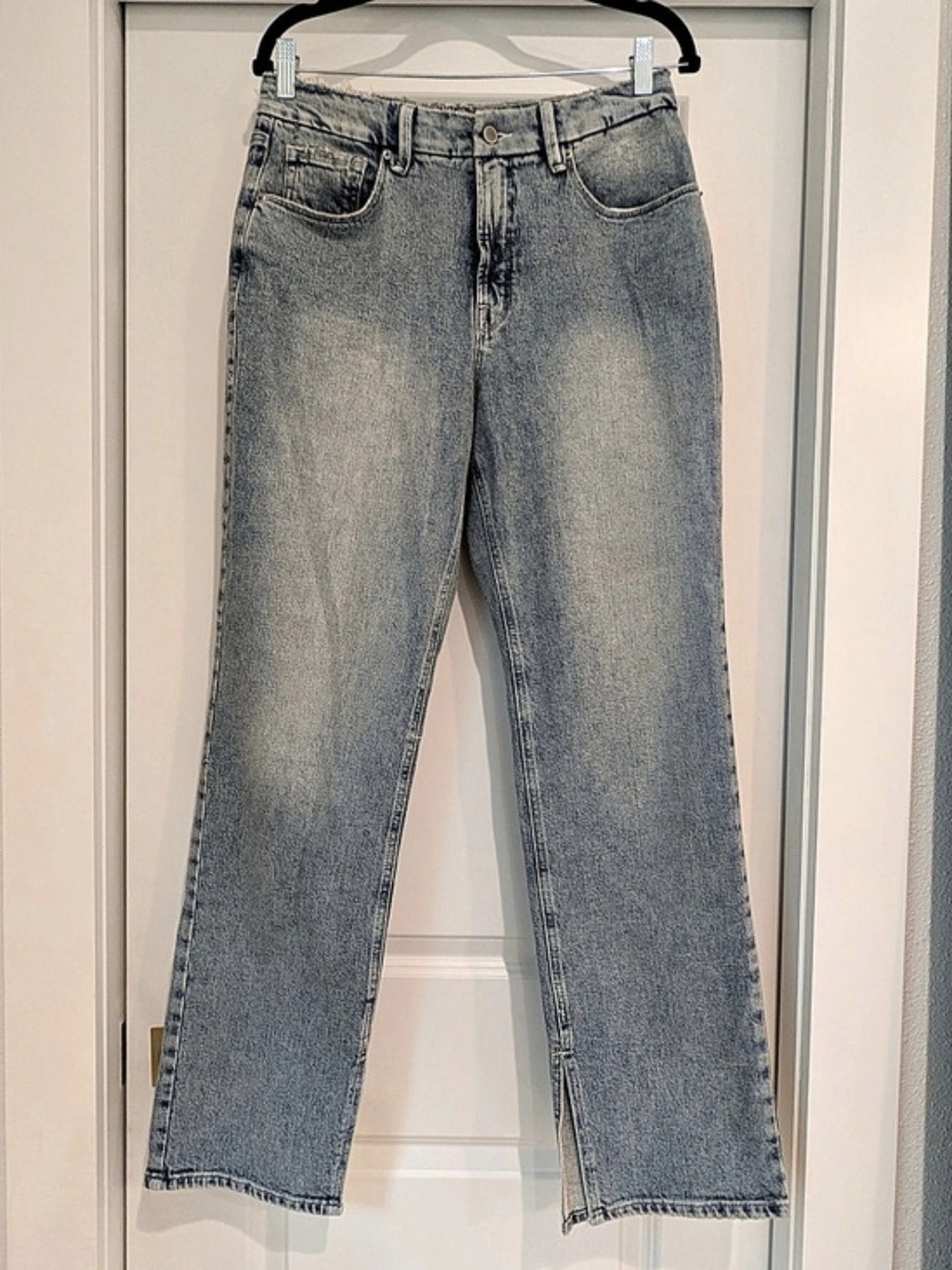 Good American 90s Split Hem Good Icon Straight Leg Jeans in Blue Waist 29